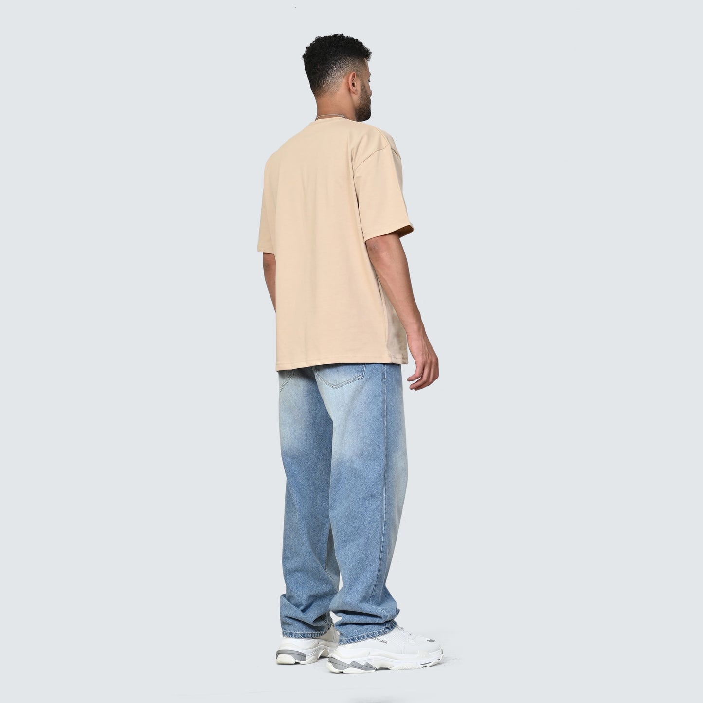 100% Egyptian Cotton T-Shirt – Premium Fabric – Relaxed Fit